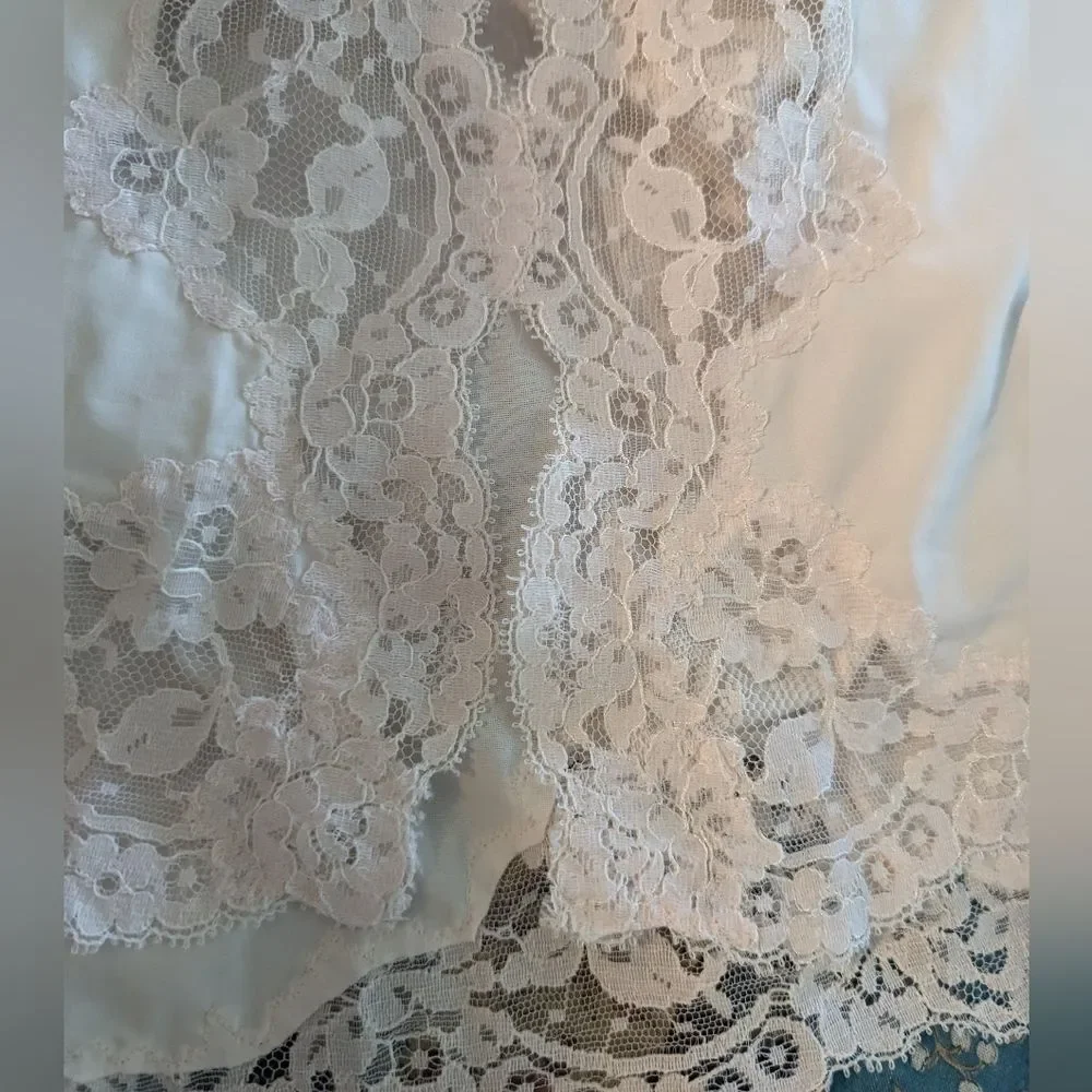 vintage‎ women's 60s light pastel pink nylon slip with lace trim - Picture 2 of 4